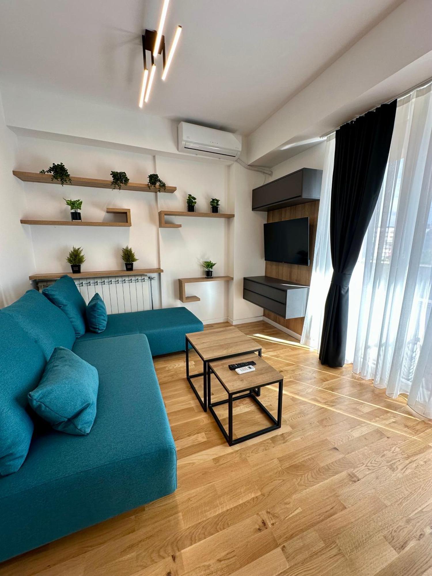 Downtown Riverside Apartments Skopje Exterior photo