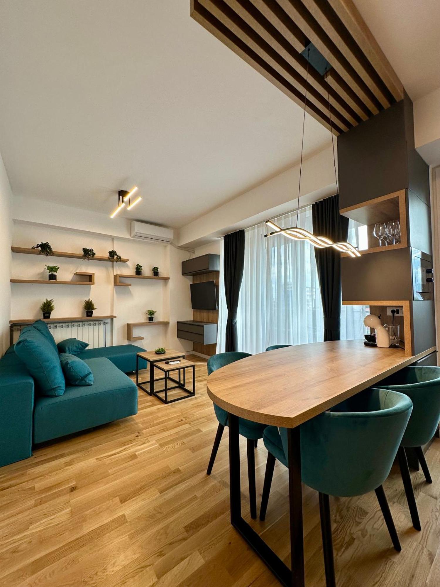Downtown Riverside Apartments Skopje Exterior photo